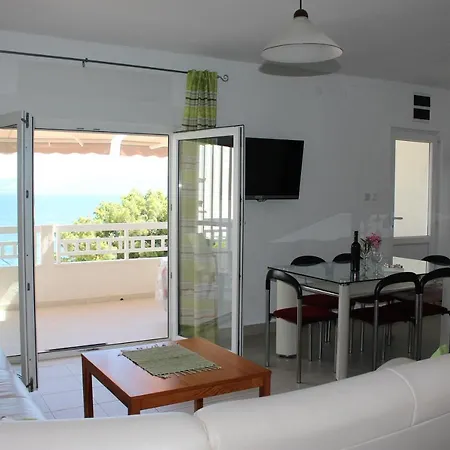 Zorana Apartman Mimice