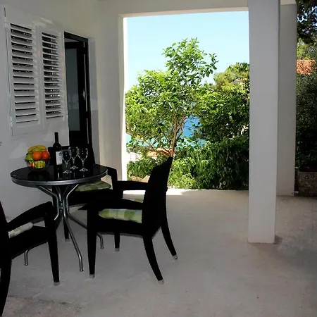 Apartment Zorana Mimice