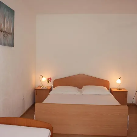 Apartment Zorana Mimice